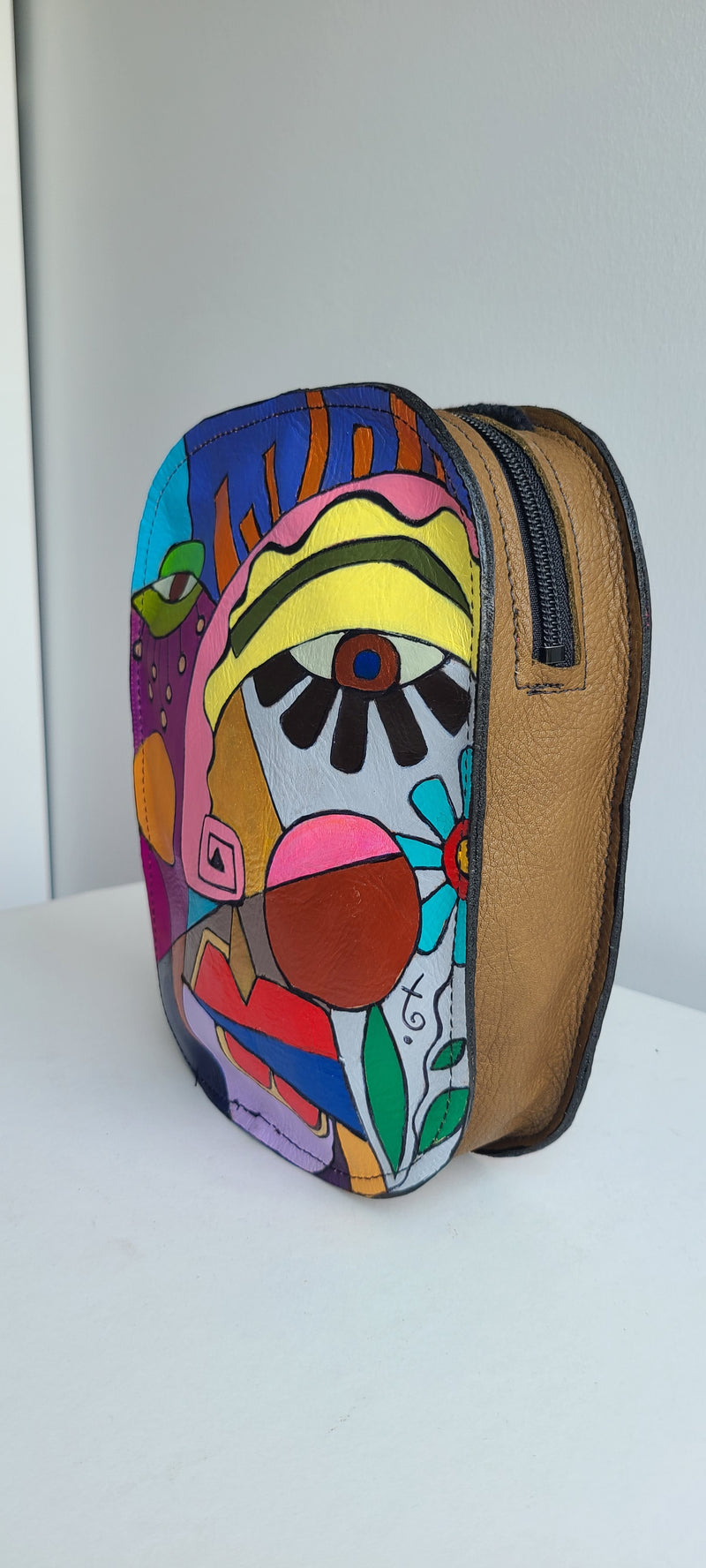 Mitchell, Tonia (Handmade Leather Bag 