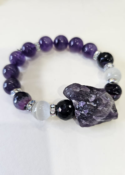 Beaded Bracelet Natural Stone (Amethyst/Tiger's Eye/Crystal) by Tonnie's Chest