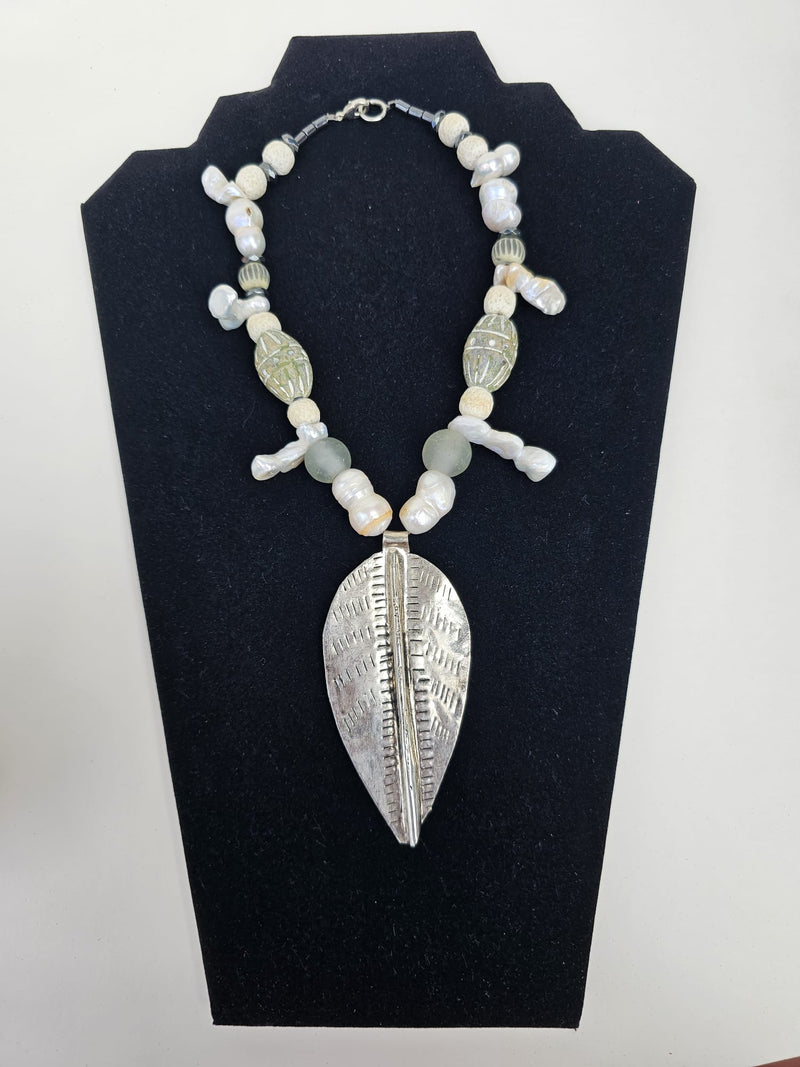 Natural Stone Beaded Necklace by Tonnie&