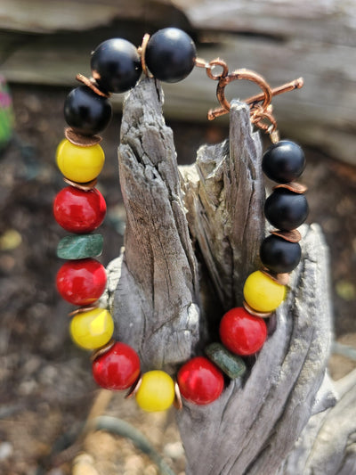 Natural Stone beaded bracelet (Onyx, yellow turquoise, red jade, Jade) by Tonnie's Chest