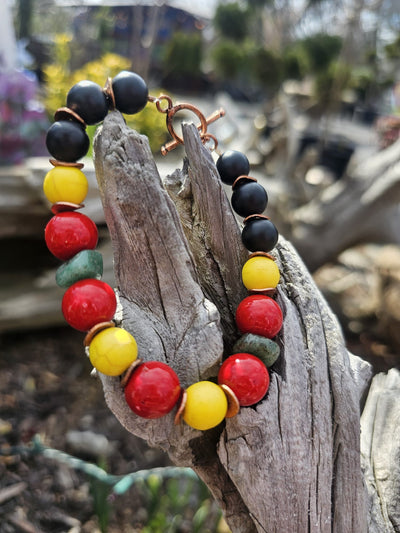 Natural Stone beaded bracelet (Onyx, yellow turquoise, red jade, Jade) by Tonnie's Chest